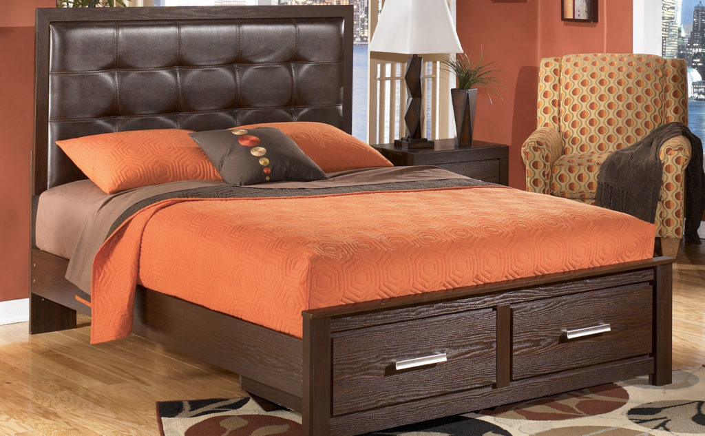 b276-68-65s-06-leatherstorebed.jpg