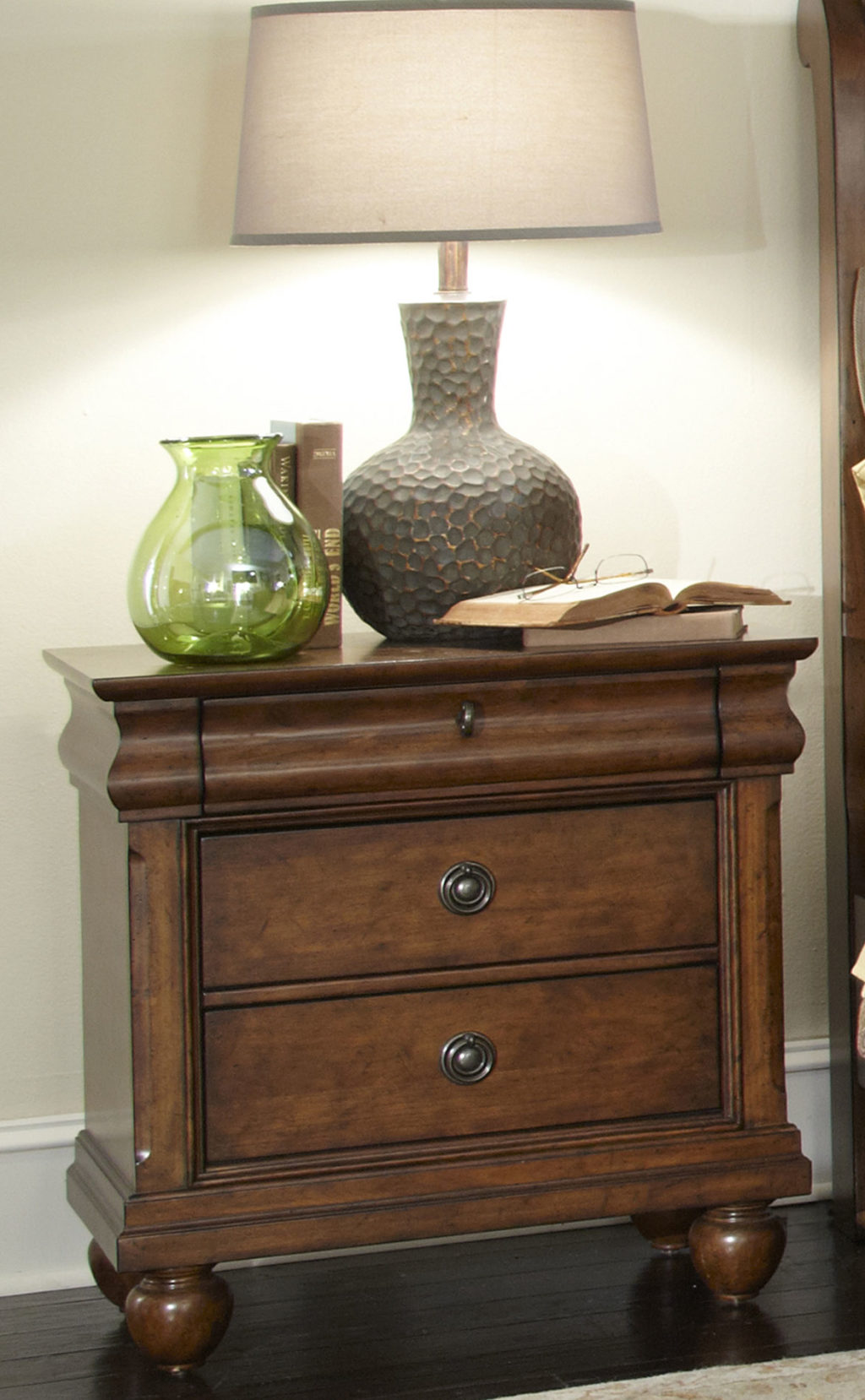 690-br72-nightstand.jpg