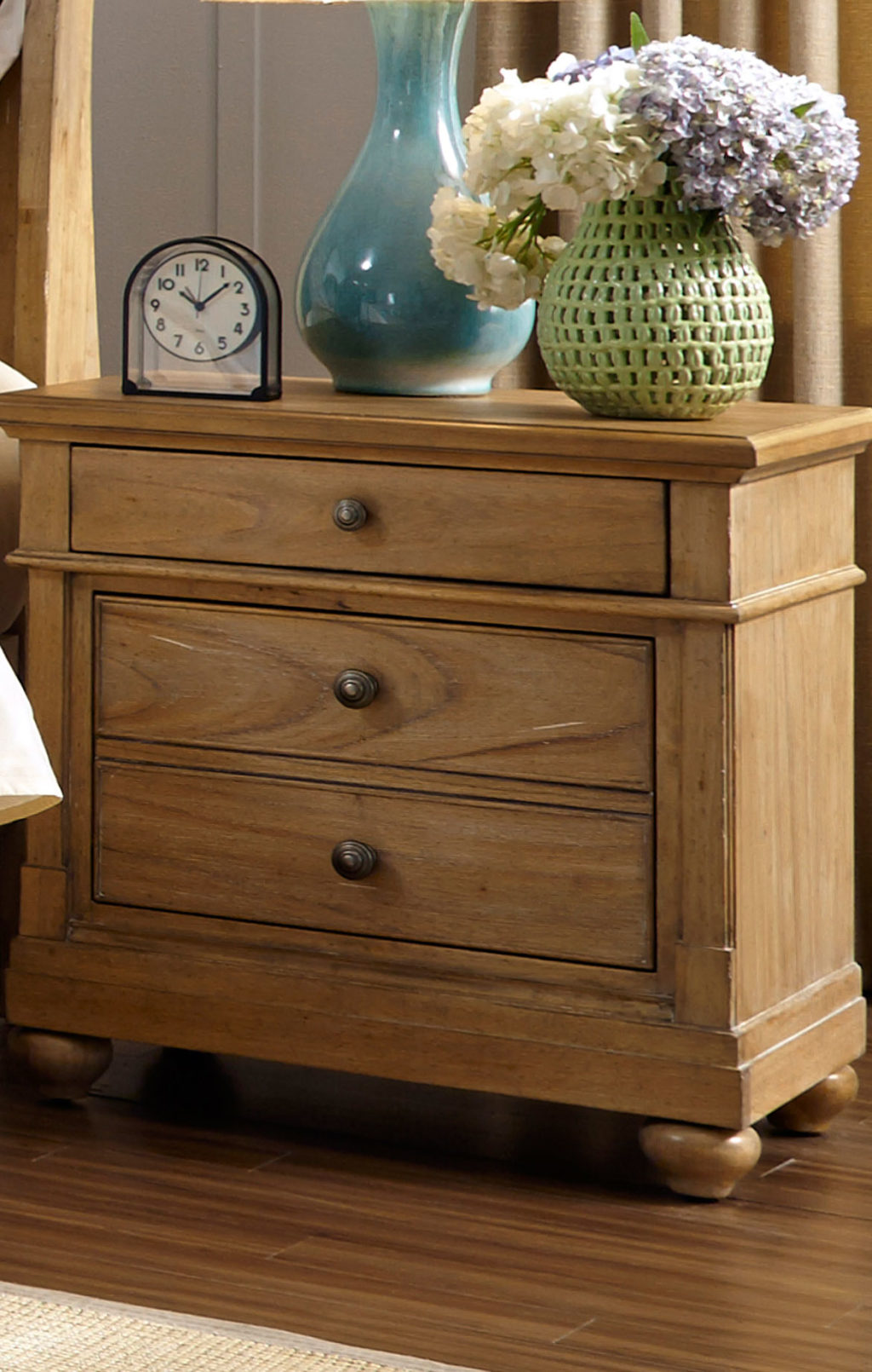 531-br61-nightstand.jpg