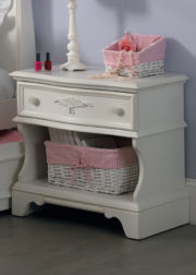 p-1984-463-br71-nightstand_19